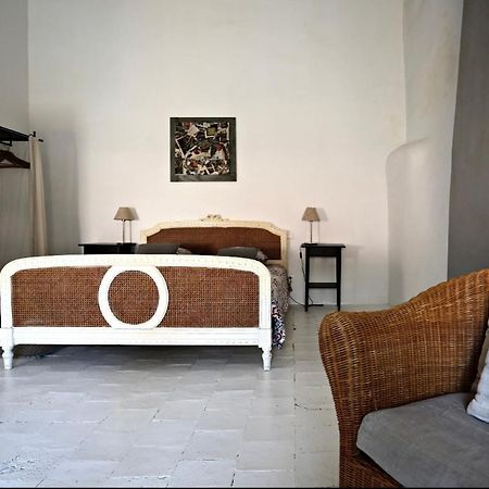 Les Chambres De La Villa Eugenie Lézignan-Corbières エクステリア 写真